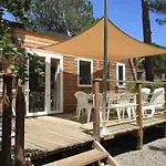 Campingplads Camping La Baume La Palmeraie 5*