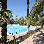 Camping La Baume La Palmeraie 5*