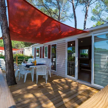 Campingplatz La Baume La Palmeraie Fréjus