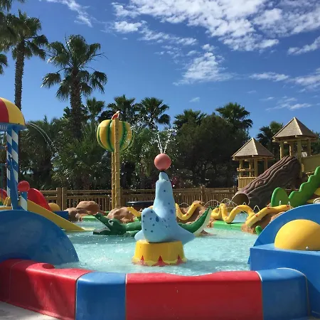 Campingplatz La Baume La Palmeraie 5*