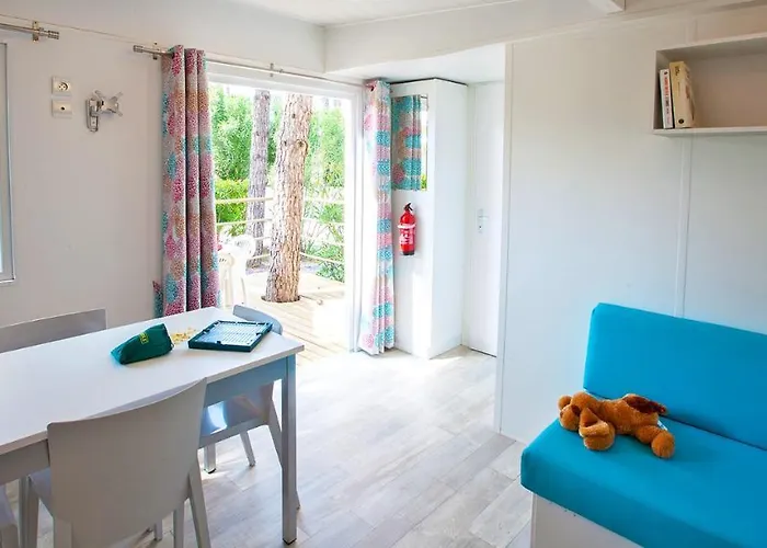 Kemping La Baume La Palmeraie